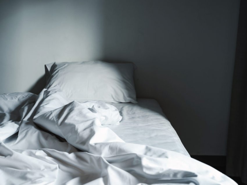Pse disa njerëz vdesin në gjumë dhe a ka ndonjë mënyrë për ta parandaluar atë?