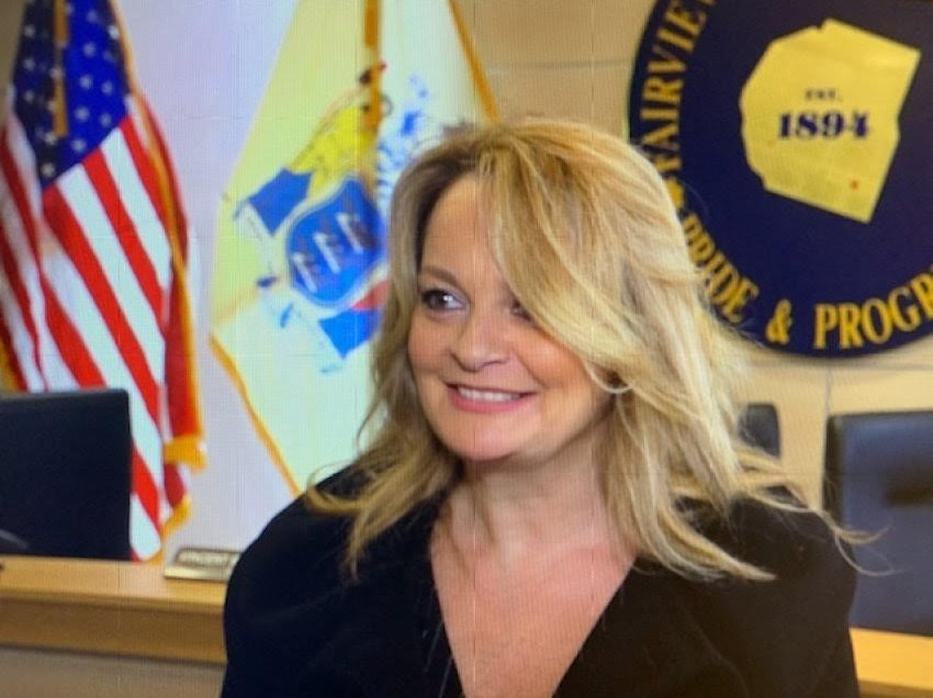 Violeta Berisha bën histori - Kryetare e mini Bashkisë Fairview në New Jersey