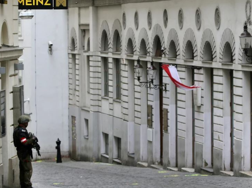 Alarm për sulm me bombë në Vjenë, evakuohen shkollat  