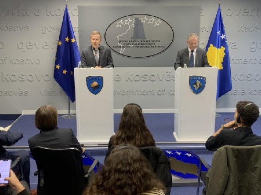 Raporti i KE-së, Bislimi: BE-ja duhet ta dëshmojë që e sheh Kosovën brenda saj - Szunyog deklarohet për masat e vendosura nga BE