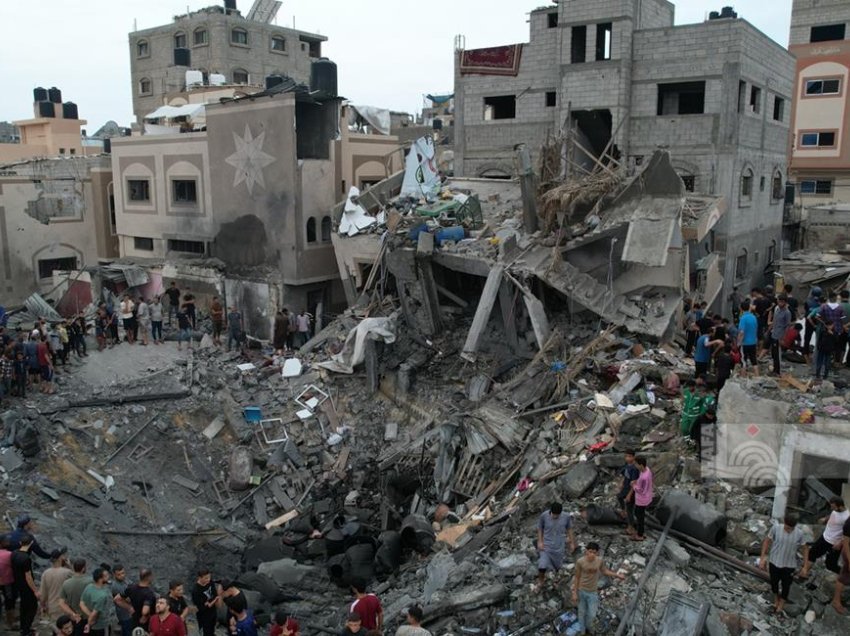 Numri i të vdekurve në Gaza rritet në 11,240 sipas Ministrisë së Shëndetësisë të drejtuar nga Hamasi