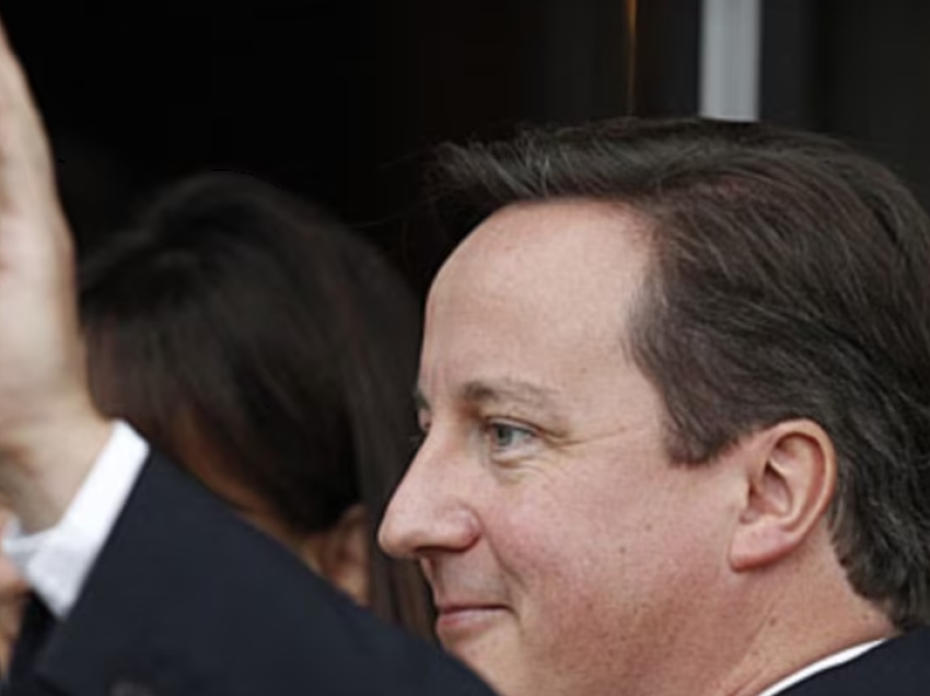 Kthimi i ish-kryeministrit Cameron në qeverinë britanike, analistët komentojnë ndryshimet
