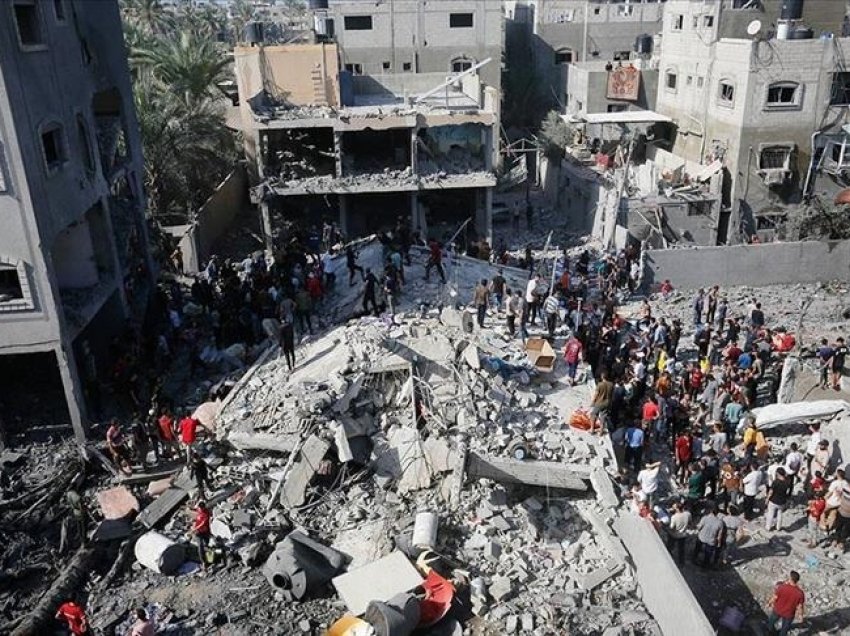 “Qentë po hanin kufomat”, mjeku trondit me rrëfimin e tij – situatë alarmante në Gaza