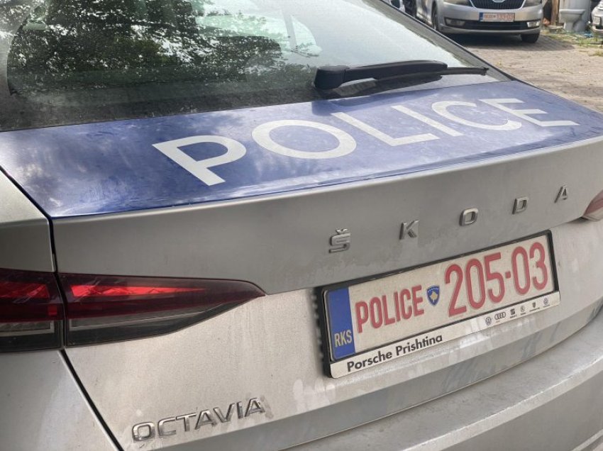 Kishte ndalesë për të vozitur deri në vitin 2037, Policia kap prizrenasin duke drejtuar automjetin dhe e gjobit me 300 euro