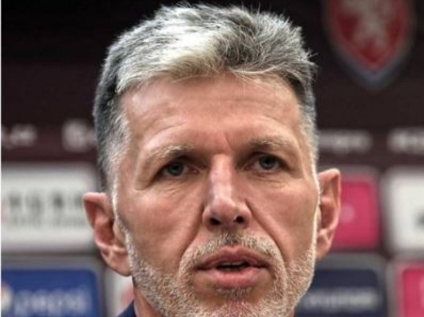Trajneri përjashton 3 futbollistë para finales me Moldavinë