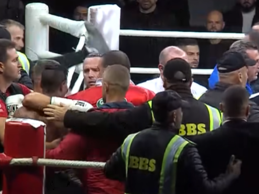 Kaos dhe përleshje në ndeshjen e boksit, tifozët shqiptarë hyjnë në ring dhe godasin boksierin kolumbian