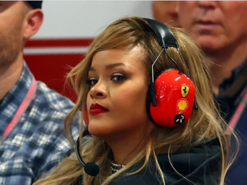 Rihanna merr vemendje në garën e Formula 1