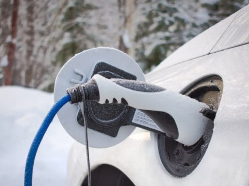Cilat automjete elektrike e humbasin më së shumti efikasitetin e tyre gjatë dimrit