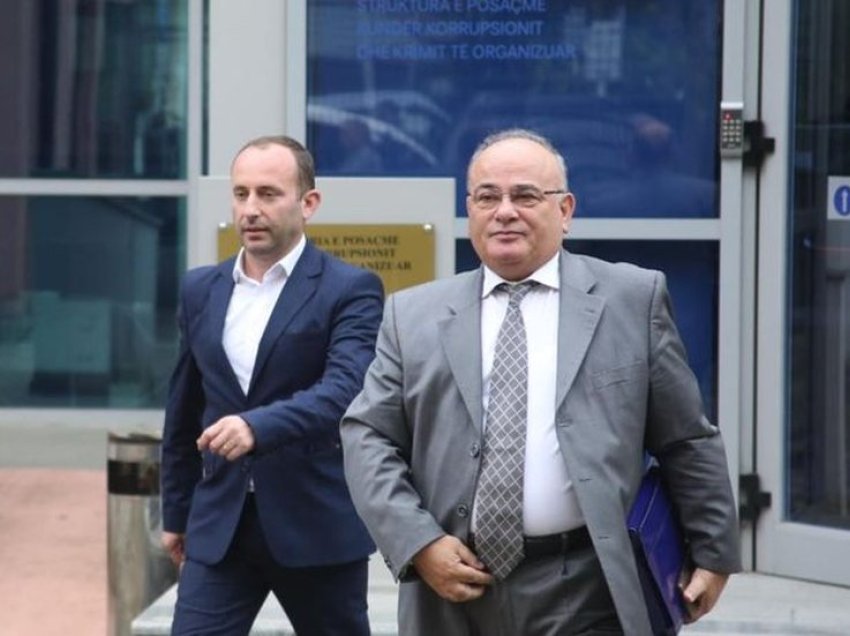 “Hajdari duhet të ishte në burg”, ish-deputeti bën paralajmërimin e fortë për kryetarin e Bashkisë së Kuçovës