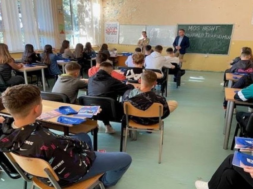 Mësimi i edukatës seksuale, mbetet tabu në shkollat e Kosovës