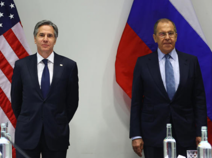 Rusia kundërshton mundësinë e një takimi midis Lavrov dhe Blinken në Shkup