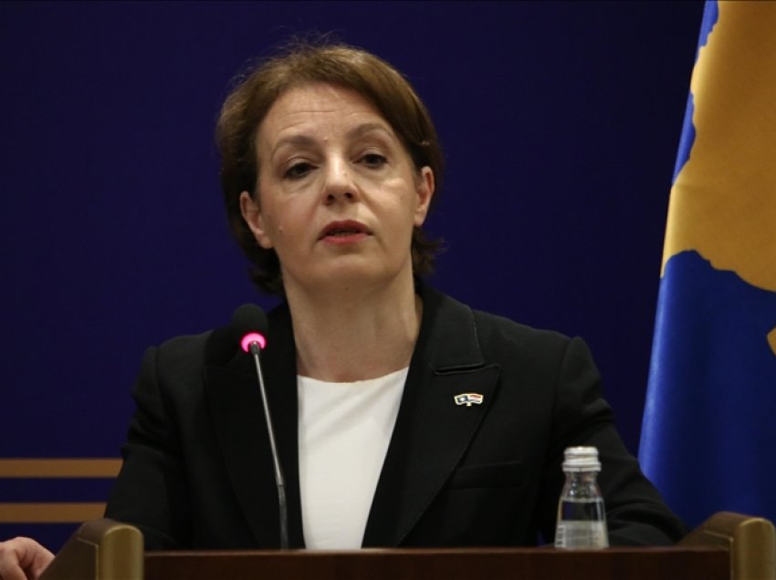 “Hoqa 28 njohje”/ Ministria e Jashtme e Kosovës i përgjigjet ‘flakë për flakë’ deklaratës së Vuçiqit