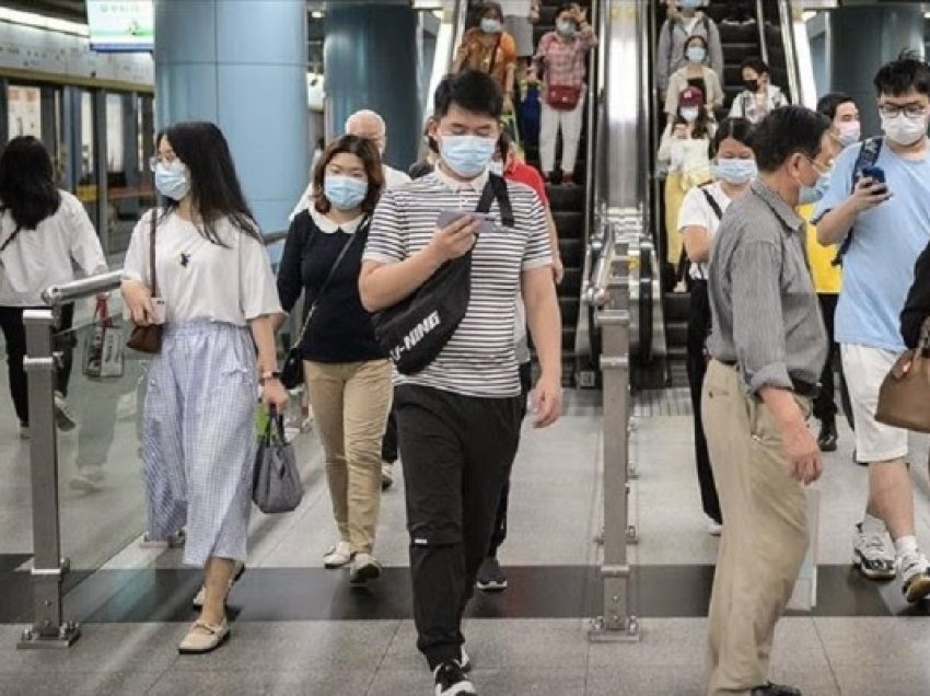 ​Kryeqyteti i Kinës raporton mbi 72.000 raste të sëmundjeve infektive