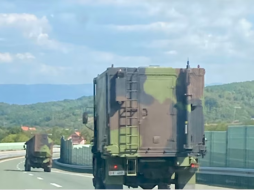 Vendosja dhe tërheqja e ushtrisë serbe në kufirin me Kosovën – si u dorëzua Vuçiqi pas presionit të madh