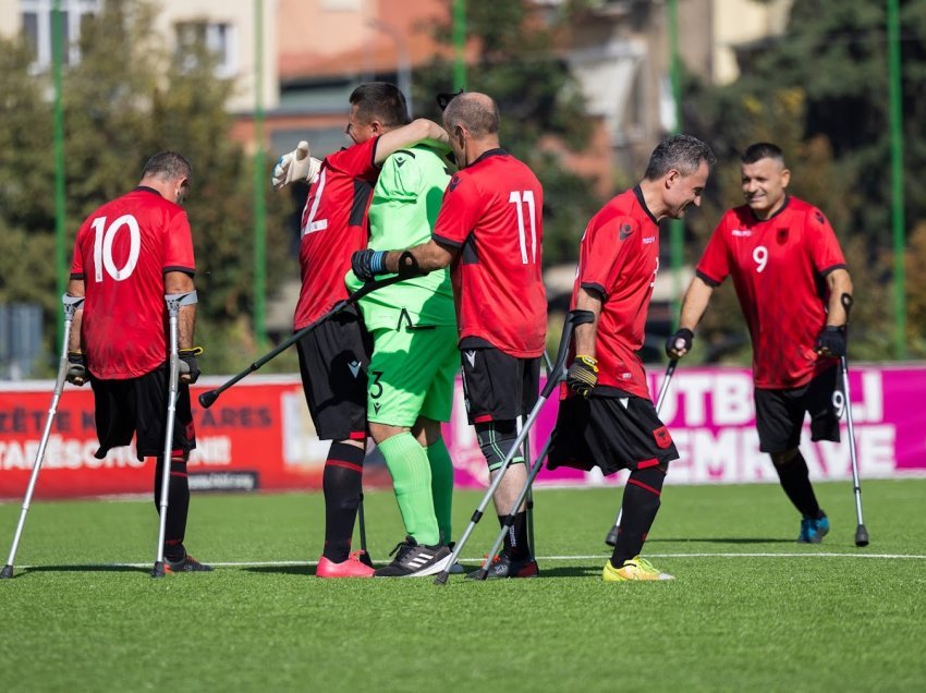 Kombëtarja e të amputuarve mposht Kosovën në ‘Shtëpinë e Futbollit’