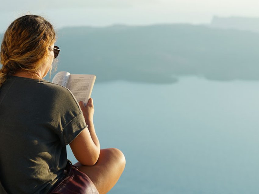 A është më mirë të lexosh në heshtje apo me zë të lartë kur studion?