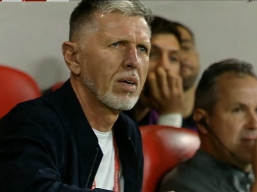 Trajneri i Çekisë nuk pranon të largohet pas humbjes shkatërruese me Shqipërinë