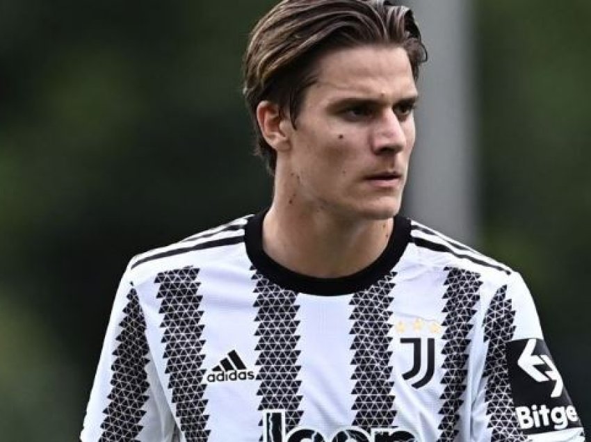 Dënohet lojtari i Juventusit