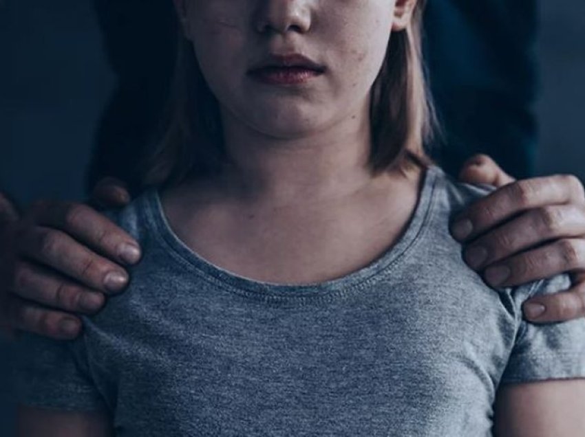 Ngjarje e rëndë në Greqi, shqiptari përdhunon vajzën e mitur