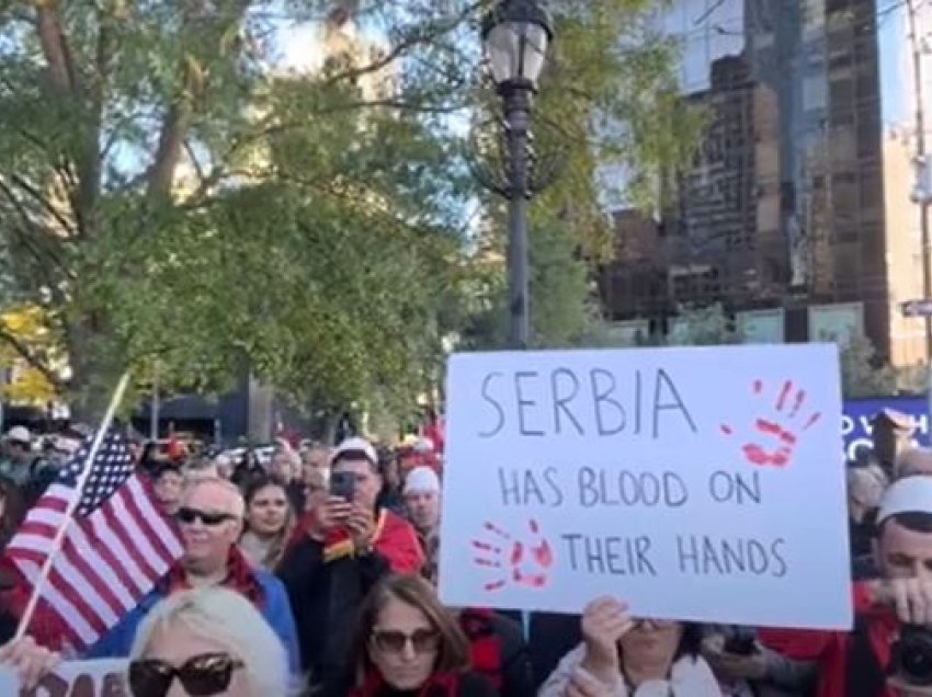 Para selisë së OKB-së, qindra shqiptaro-amerikanë protestuan për të dënuar aktet e vazhdueshme të terrorizmit të Serbisë në Kosovë