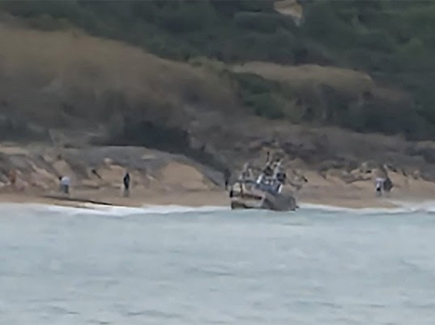 ​Itali: Pesë trupa u gjetën në plazh pas fundosjes së barkës së emigrantëve