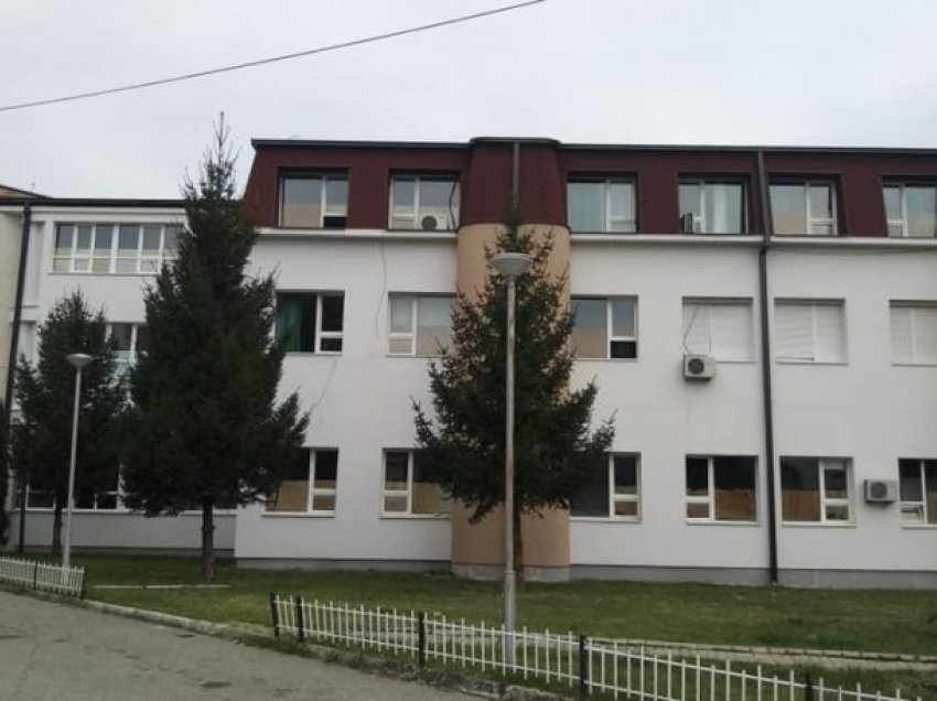 Hilmi Shala emërohet drejtor i ri në Spitalin e Gjakovës
