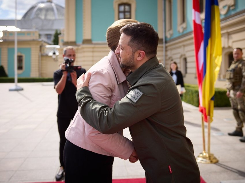 Zelensky dhe kryeministrja daneze takohen në Kiev për të diskutuar paketën e ndihmës