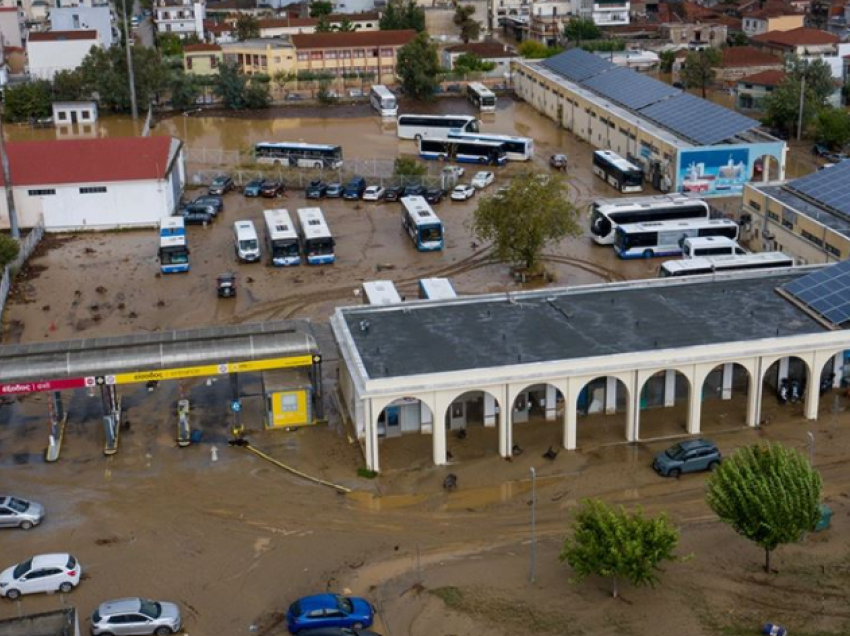 Përmbytjet në Greqi, rritet numri i viktimave