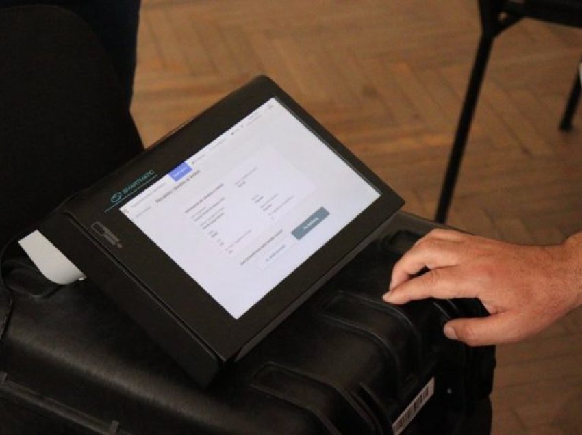 Zgjedhjet në Kukës, KQZ teston pajisjet për identifikimin elektronik të votuesve