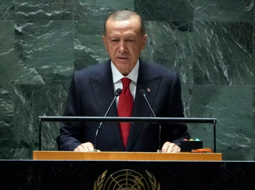 Erdogan intensifikon përpjekjet për të ringjallur marrëveshjen për grurin ukrainas