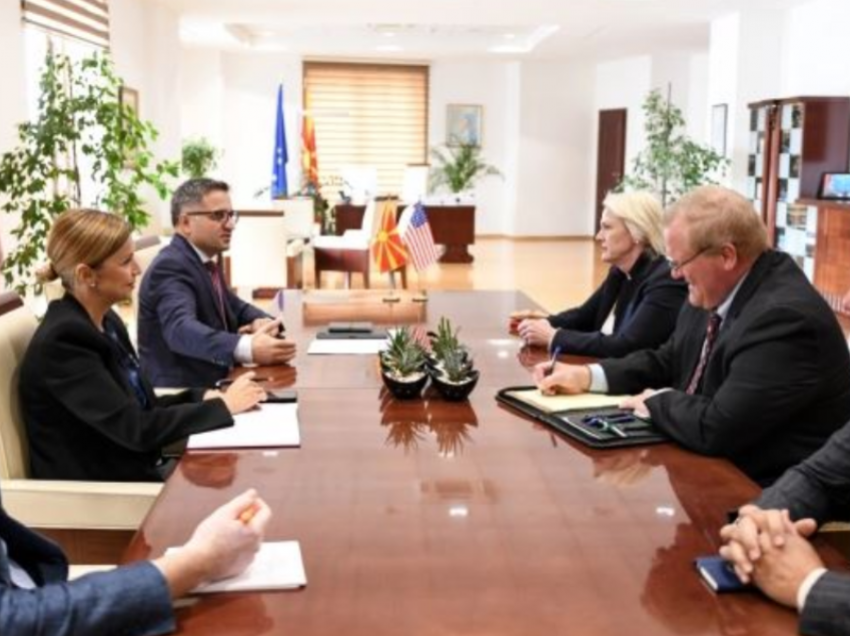 Besimi takoi ambasadoren amerikane: Maqedonia e Veriut të vazhdojë rrugën e anëtarësimit të plotë në BE