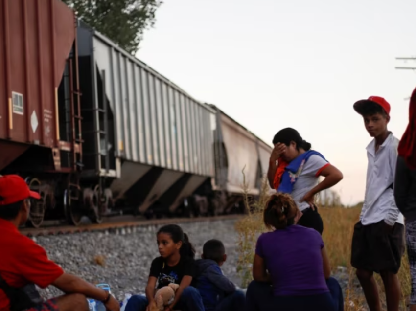 Rritet numri i emigrantëve që kërkojnë të futen në SHBA