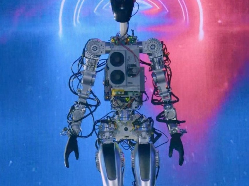 Elon Musk prezanton aftësitë e reja të robotit Optimus