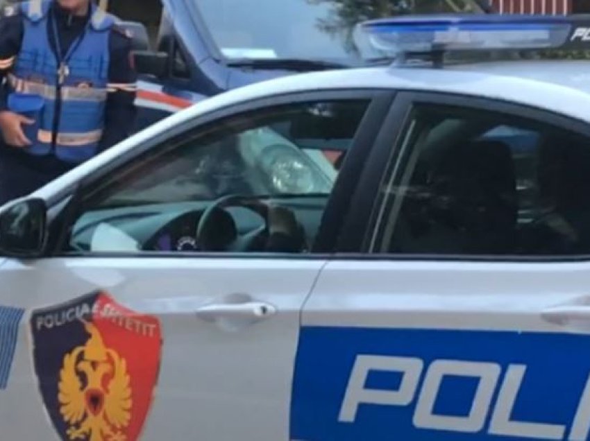 Falte shoferët në shkelje kundrejt pagesave, pezullohet nga detyra efektivi i Policisë Rrugore në Fier
