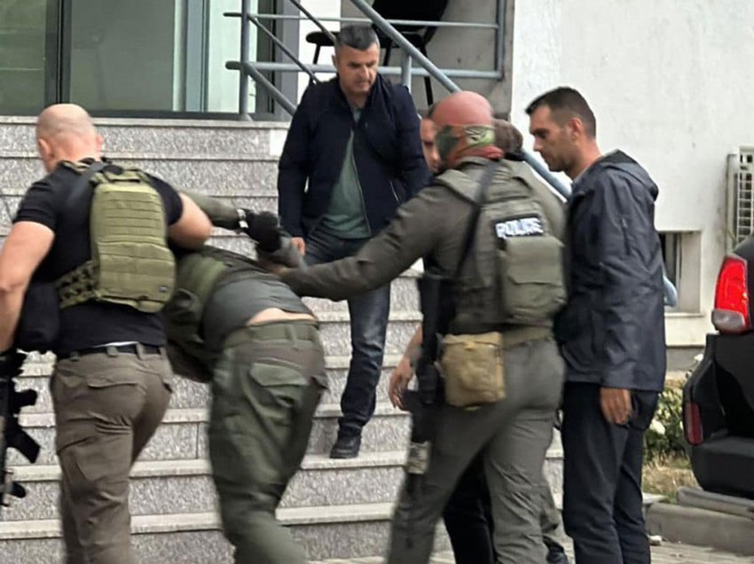 Policia e Kosovës rrëzoi me sukses skenarin serb/ Vjen paralajmërimi i rëndë për Vuçiqin – analistët e kanë këtë porosi! 