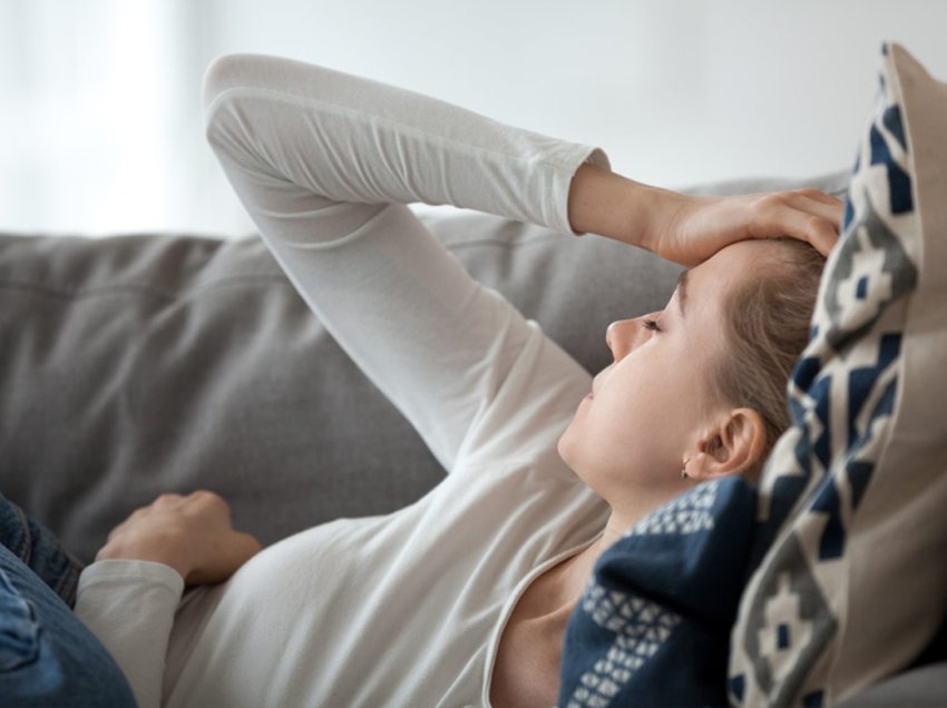 5 mënyra për të kapërcyer lodhjen tipike të menstruacioneve