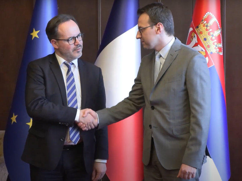 S’ndalet Beogradi, provojnë të bindin delegacionin francez të mos votojnë raportin për Kosovën në KiE