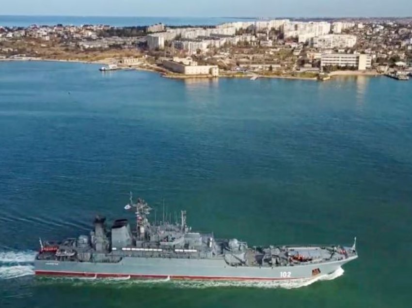 Moska ndërron komandantët e Marinës ruse
