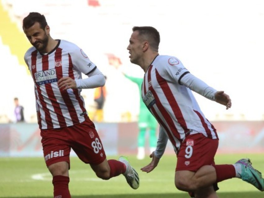 Manaj nuk ka të ndalur, gol në frymën e fundit me Sivassporin