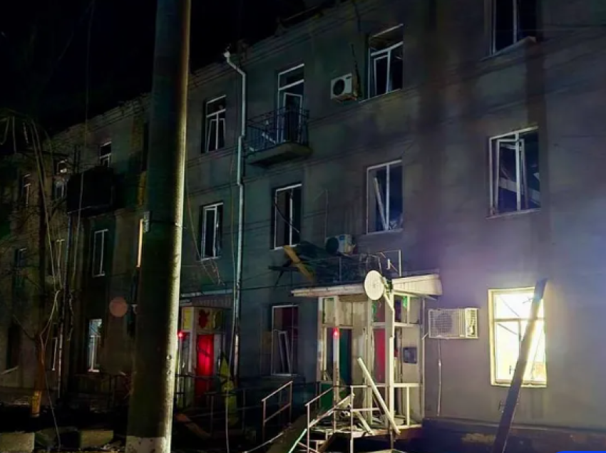 4 të vrarë dhe 10 të plagosur në sulmet ruse në Kharkiv