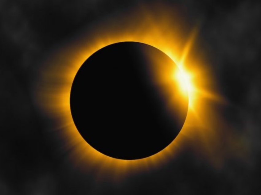 LIVE: Eklipsi diellor transmetohet drejtpërdrejt