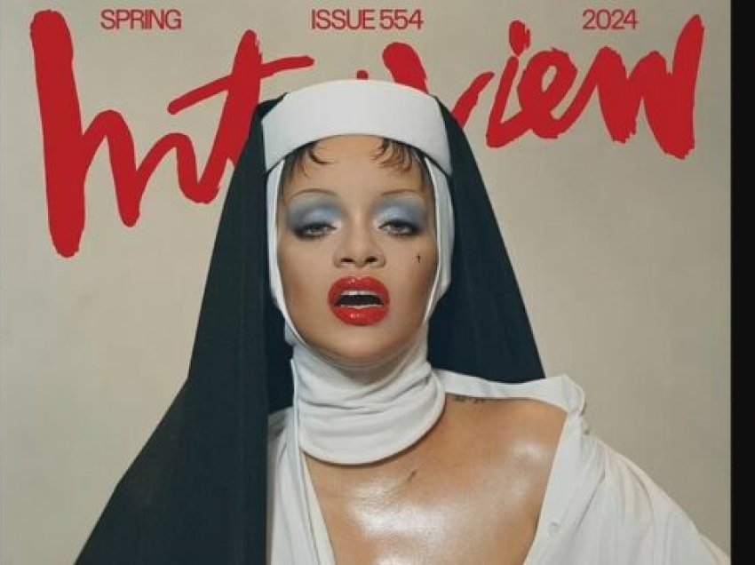 Realizoi fotosesion me poza provokuese si murgeshë, Rihanna merr kritika të ashpra nga katolikët