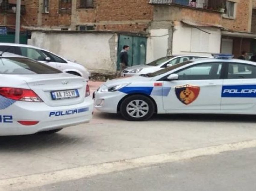 Trafik kokaine drejt Italisë! Policia jep detajet për grupin kriminal, kush janë tre shqiptarët që ranë në pranga në Vlorë