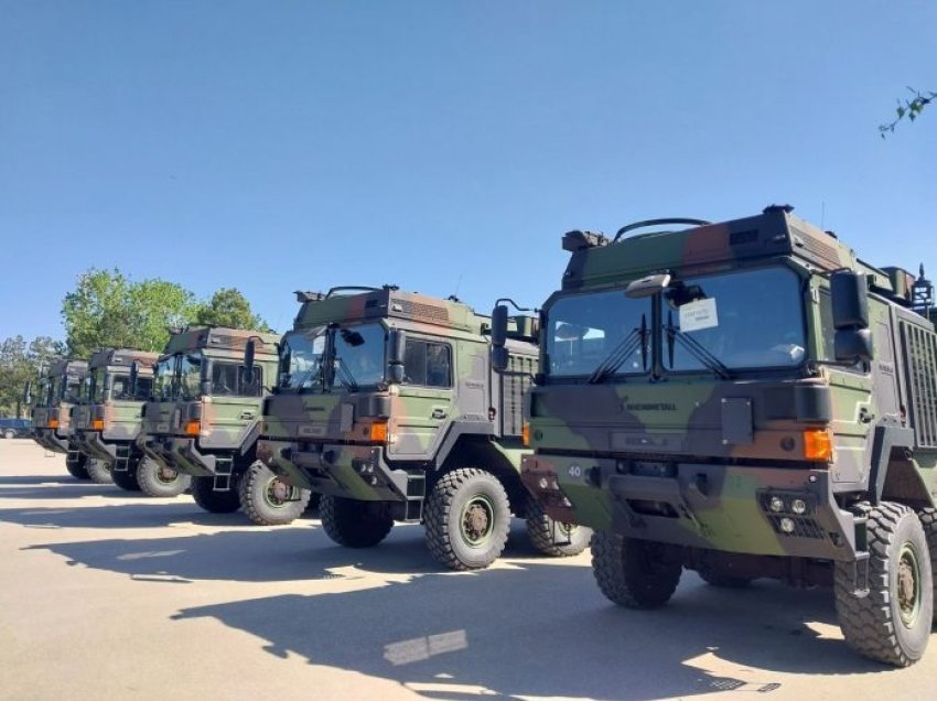 ‘Forcoi’ FSK-në me automjete të reja ushtarake, eksperti e zbulon: Ky është mesazhi i qartë i Gjermanisë ndaj Kosovës!