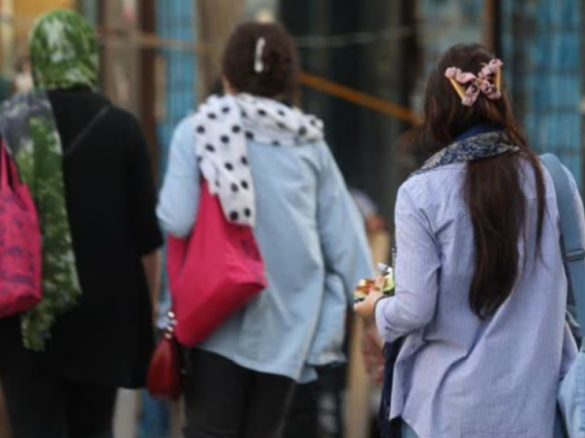 Policia iraniane do ta nisë një fazë të re të zbatimit të detyrueshëm të ligjit për hixhabin