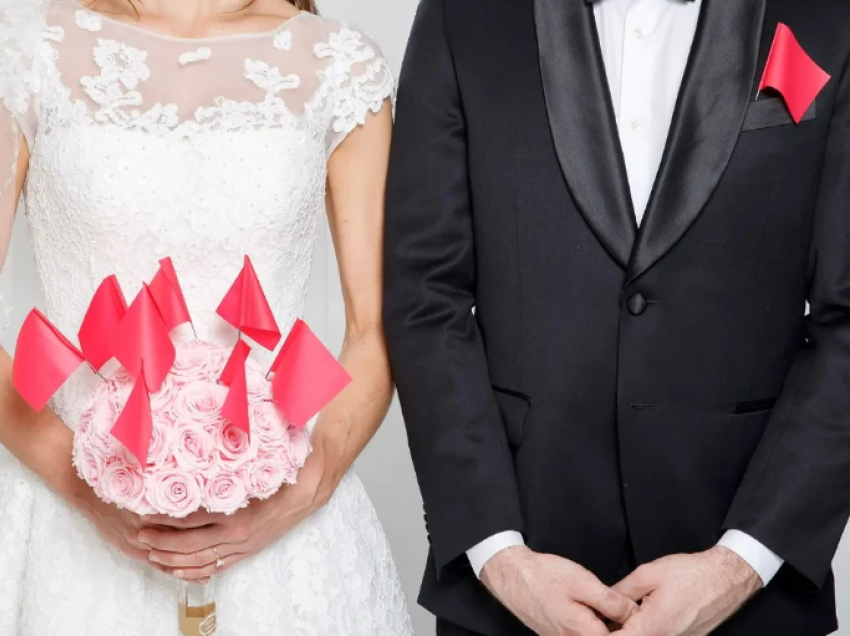 Këto ‘flamuj të kuq’ mund të shkatërrojnë martesën tuaj