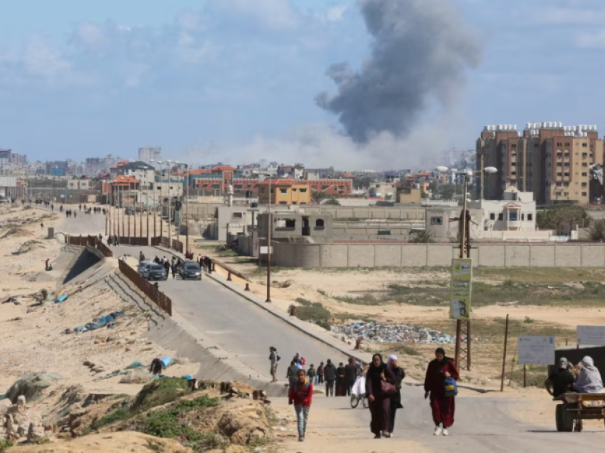 Izraeli u thotë palestinezëve të mos kthehen në veri të Gazës