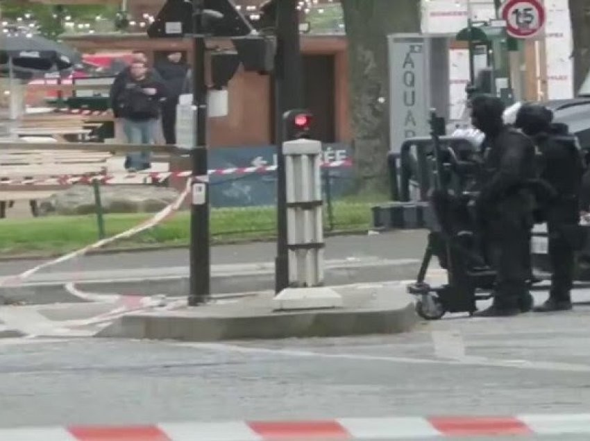 Burri kërcënon të hedhë veten në erë​, rrethohet konsullata e Iranit në Paris