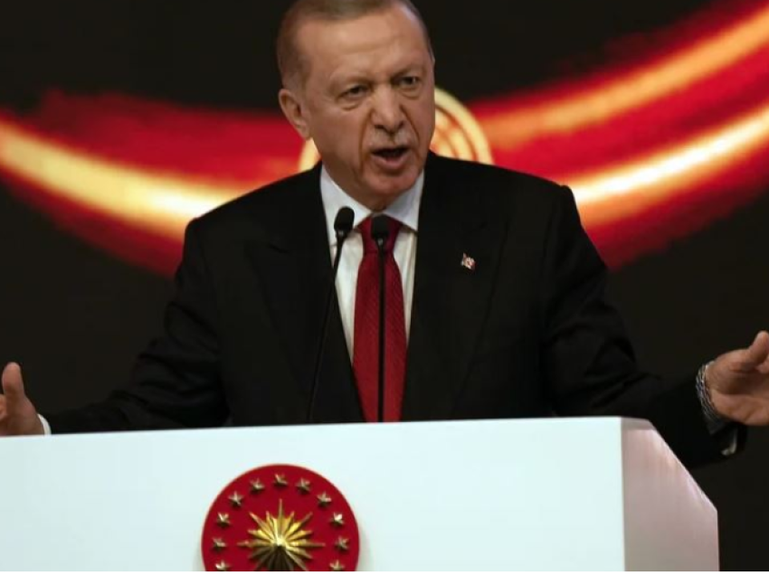 Erdogan anulon udhëtimin e planifikuar në SHBA