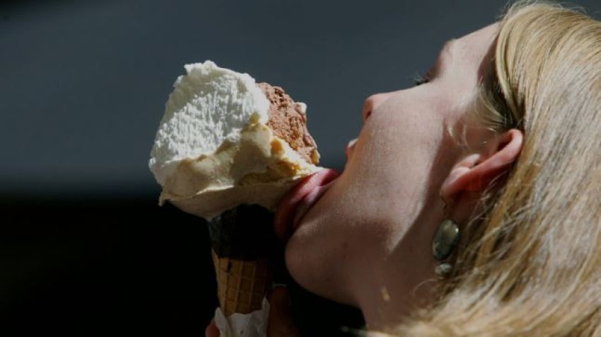 Qyteti italian do ta ndalojë shitjen e akulloreve dhe picave pas mesnatës